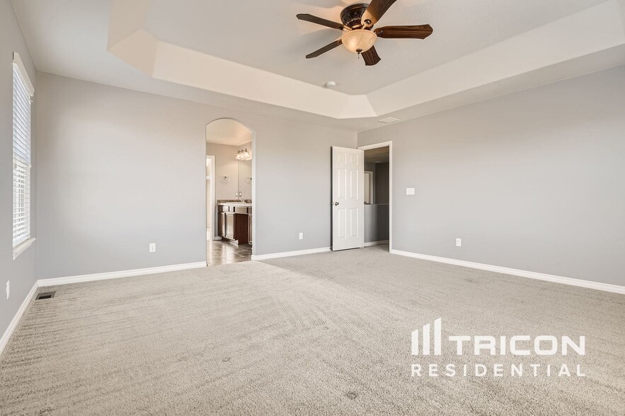 Building Photo - 4775 Sedona Cir
