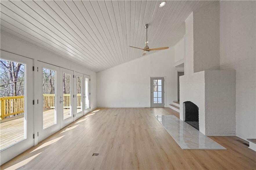 Building Photo - 1291 Crumbley Rd