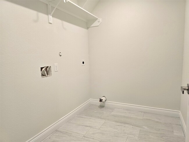 Building Photo - 12969 Centaurus Ct