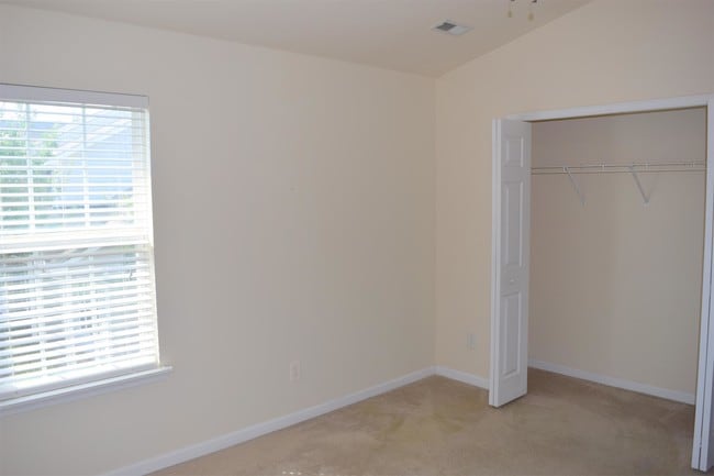 Building Photo - 1413 Killashee Ct