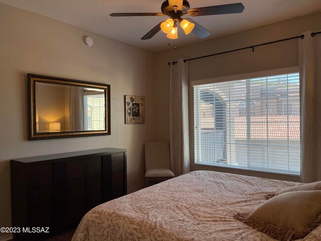 Building Photo - 1500 E Pusch Wilderness Dr