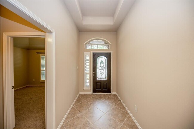 Building Photo - 29011 Davenport Dr