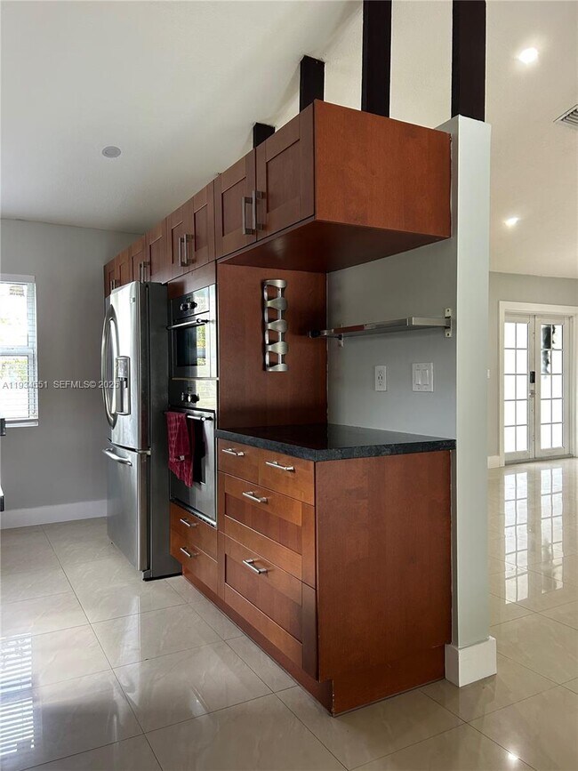 Building Photo - 21939 SW 124th Pl