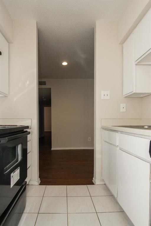 Building Photo - 12500 Sandpiper Dr