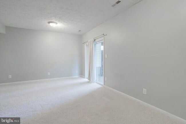 Building Photo - 5312 Anchor Ct