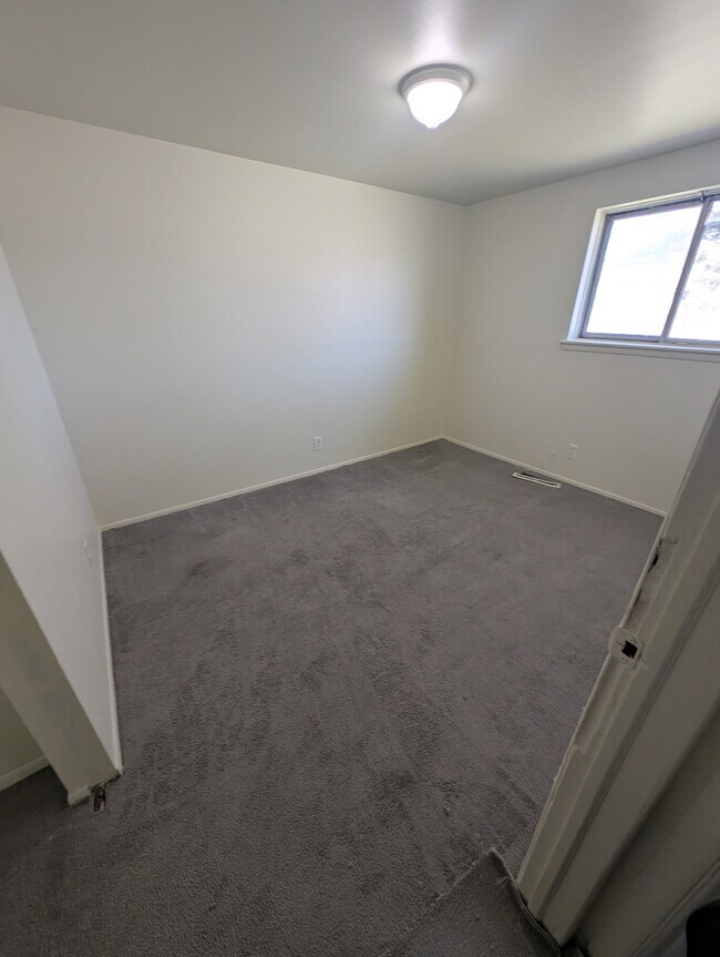 Building Photo - 2143 O’Brien Rd