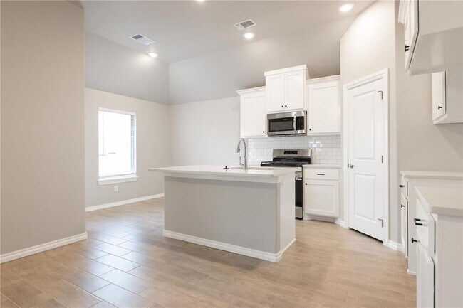 Building Photo - LUXURY NEW 3 Bedroom 2 Bathroom Home in Piedmont Schools (Neighborhood Park and Basketball court)