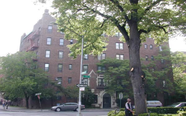 Building Photo - 1900 Newkirk Ave