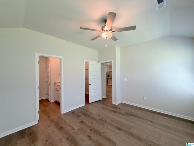 Building Photo - 302 Spanish Moss Ct