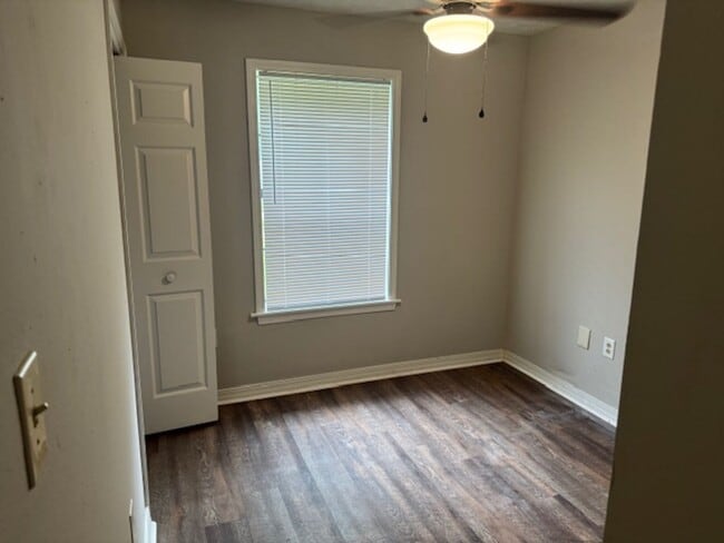 Building Photo - Nice 4 Bedroom Home in Byram!