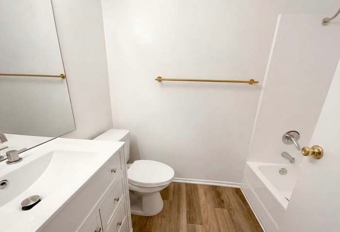 Building Photo - 13142 E Mesa Verde Dr