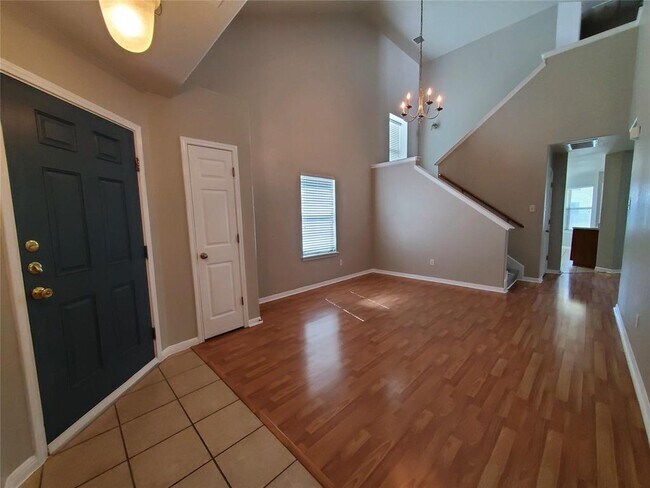 Building Photo - 3701 Holden Ct