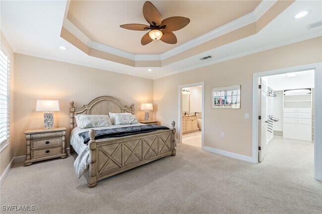 Building Photo - 10382 Autumn Breeze Dr