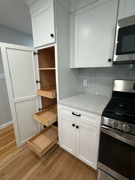 Building Photo - 87 North St