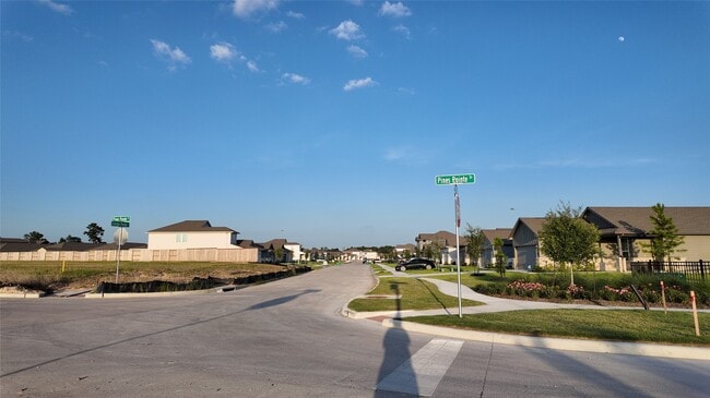 Building Photo - 14206 Granger Pointe Ln