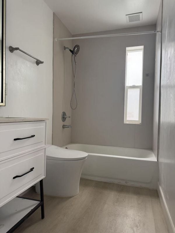 Building Photo - 301 W 1st St