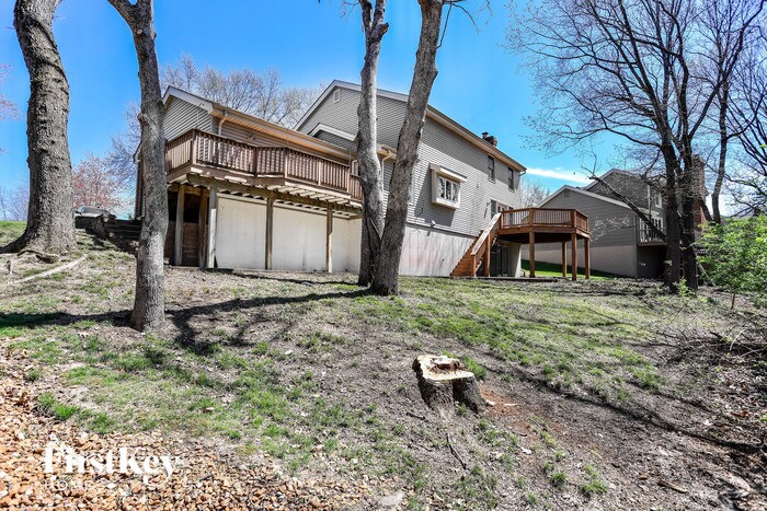 Building Photo - 16342 Peppermill Dr