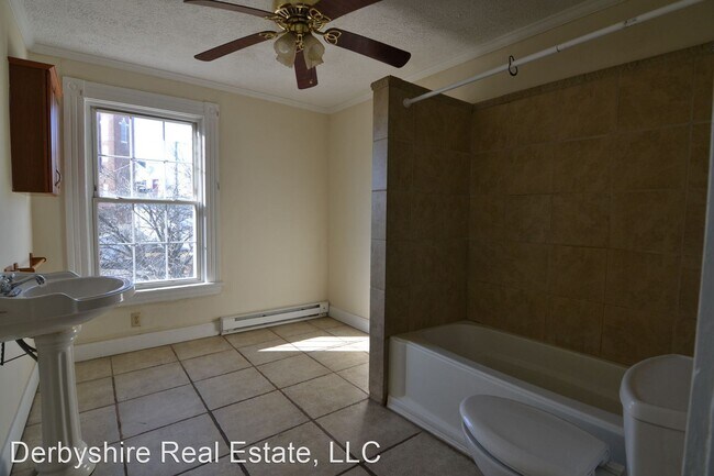 Building Photo - 3 br, 2 bath House - 1116 Bedford Avenue