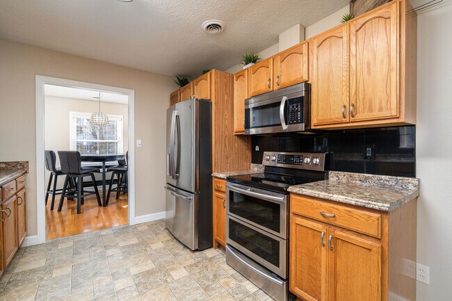 Building Photo - 487 Kentucky Ave