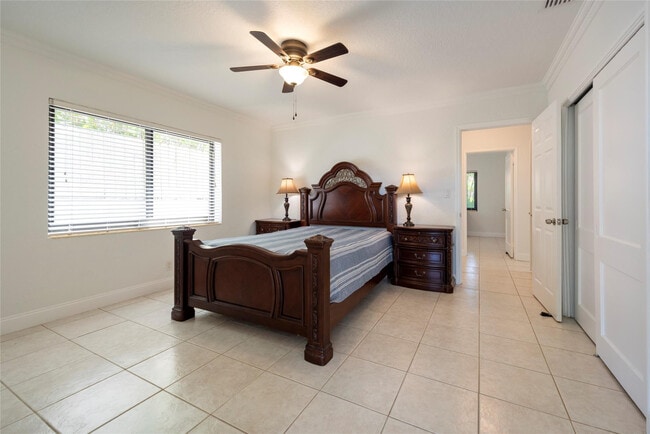 Building Photo - 3412 Leigh Rd