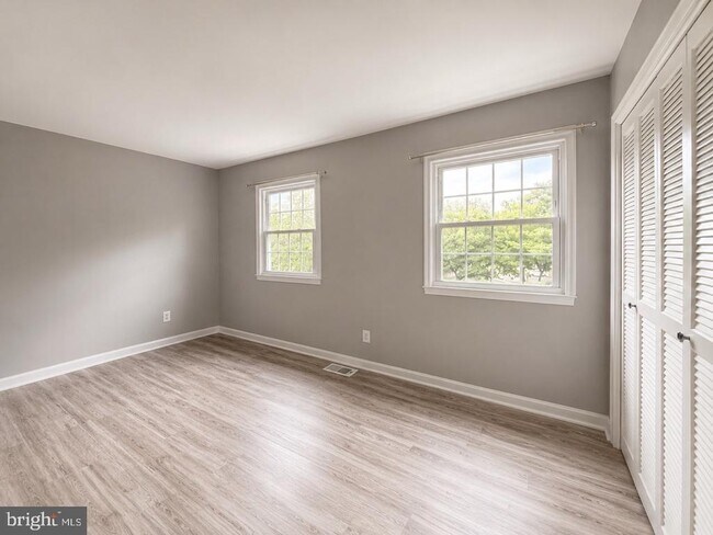 Building Photo - 14761 Ealing Ct