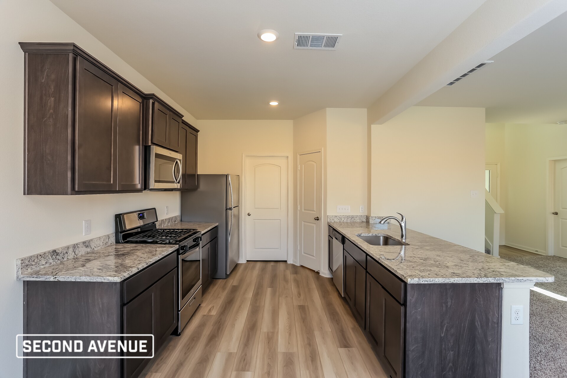 Building Photo - 9624 Sierra Grande Dr