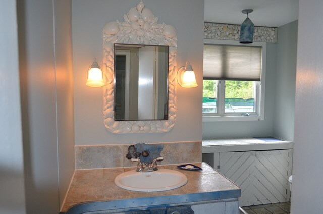 Building Photo - 2 Pine Hill Rd