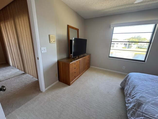 Building Photo - 801 Sabal Ridge Cir