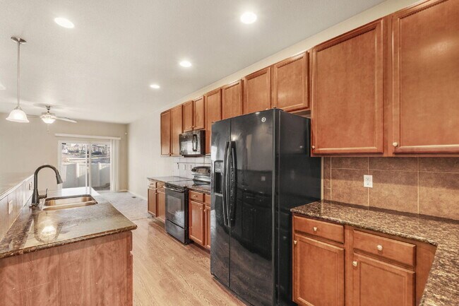 Building Photo - Pristine 4 Bedroom Home in Colorado Springs