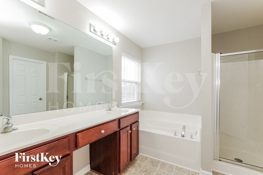 Building Photo - 14708 Asheton Creek Dr