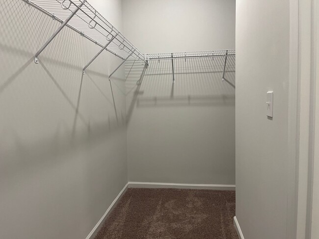 Building Photo - Brand New 3/3 Move In Ready Now!