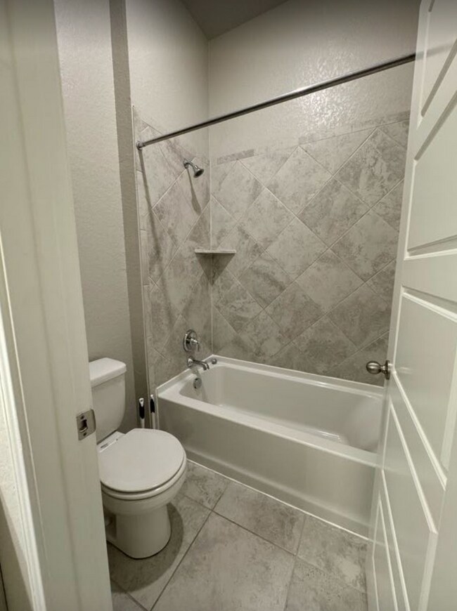 Building Photo - 6707 Gailan Ranch