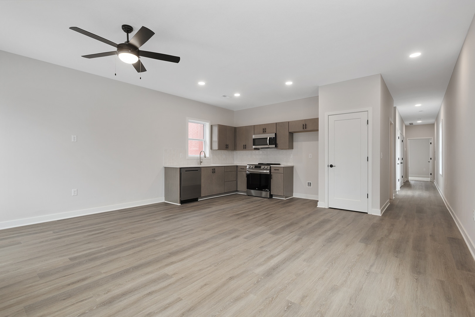 Building Photo - 4523 Forest Ave