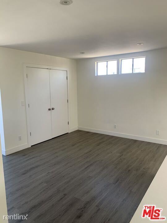 Building Photo - 4 br, 2 bath House - 915 Broadway St Apt 3