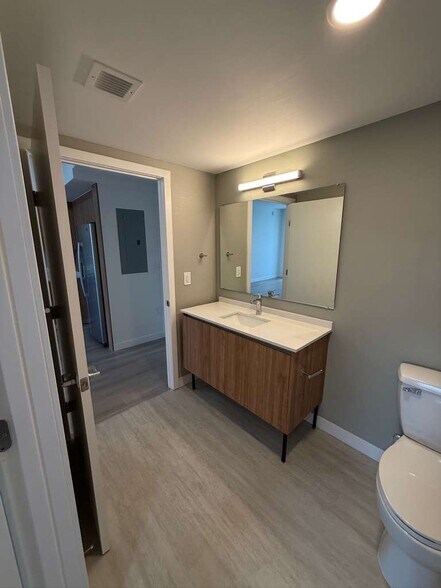 Building Photo - 554 NW 153rd St