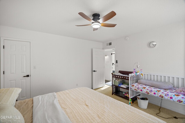 Building Photo - 6205 La Posta Dr