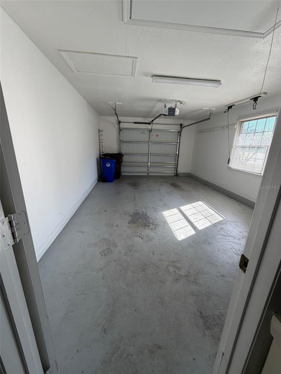 Building Photo - 1120 Monroe Ave