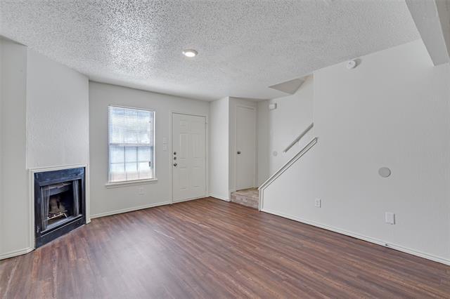 Building Photo - 210 Rolston Rd