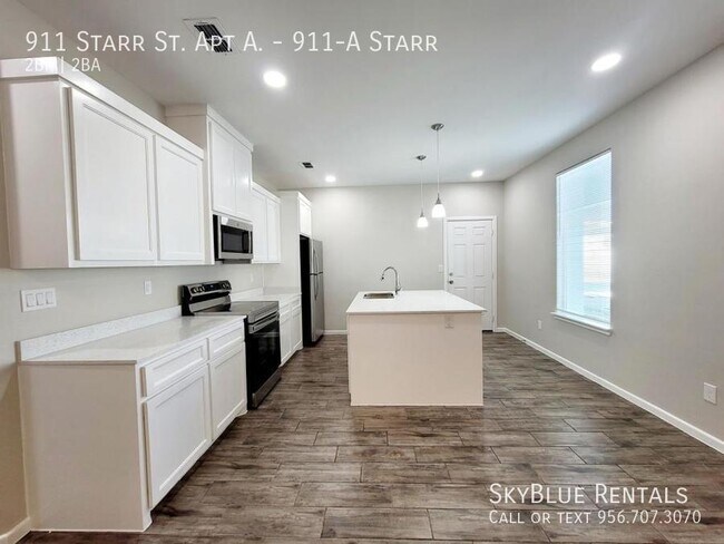Building Photo - 911 Starr St