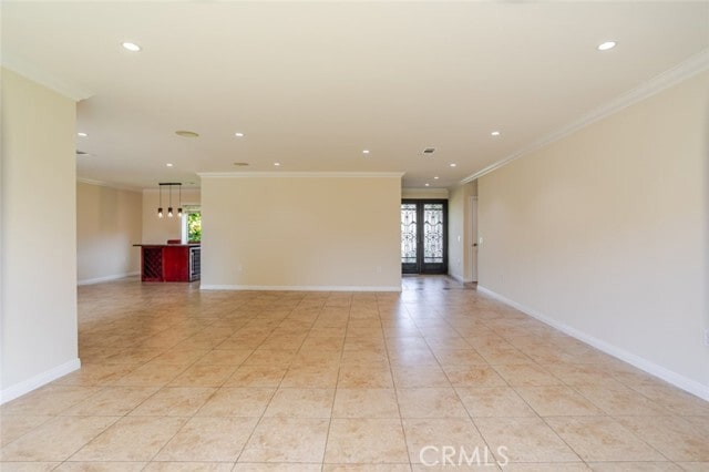 Building Photo - 6300 La Reina Dr