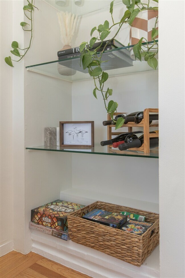 Building Photo - 180 St Germain Ave