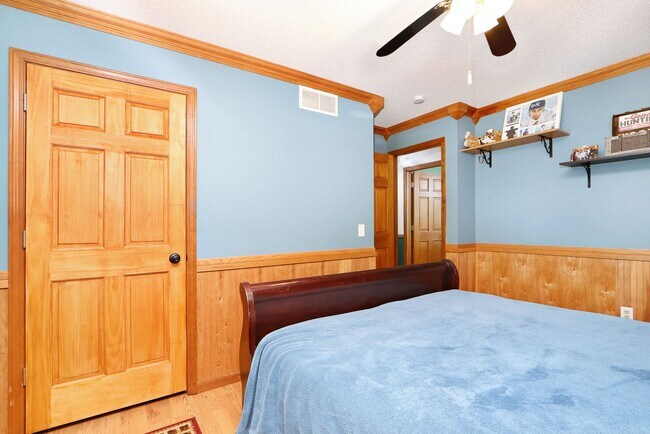 Building Photo - Spacious Home for Rent!