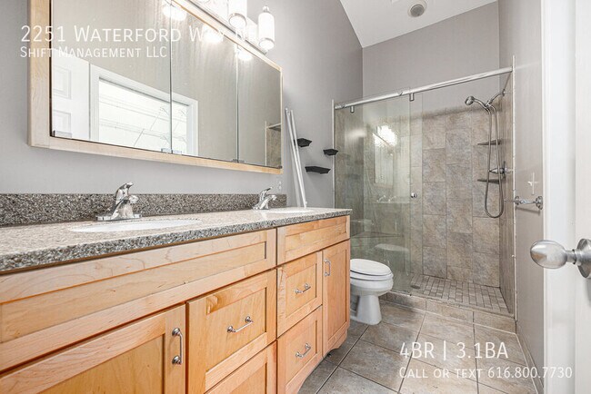 Building Photo - 2251 Waterford Way NE