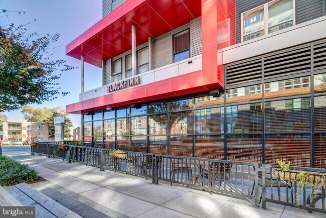 Building Photo - 2665 Prosperity Ave