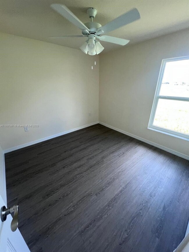 Building Photo - 1150 Norge Ct