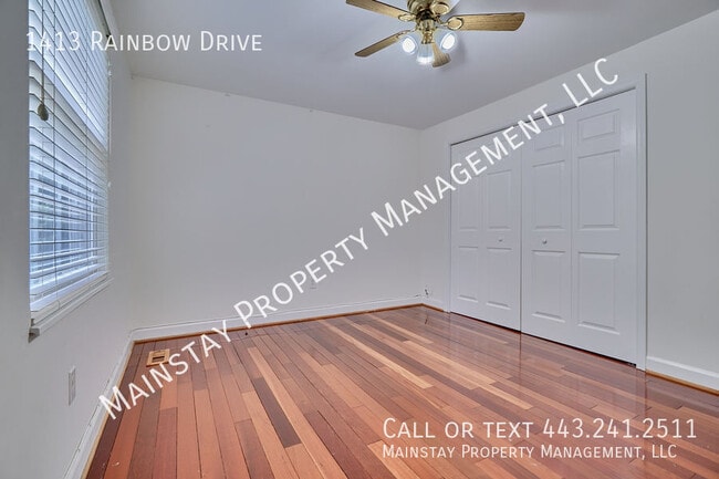 Building Photo - 1413 Rainbow Dr