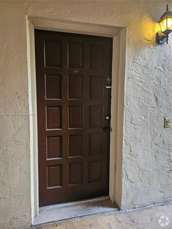 Building Photo - 6060 S Falls Cir Dr