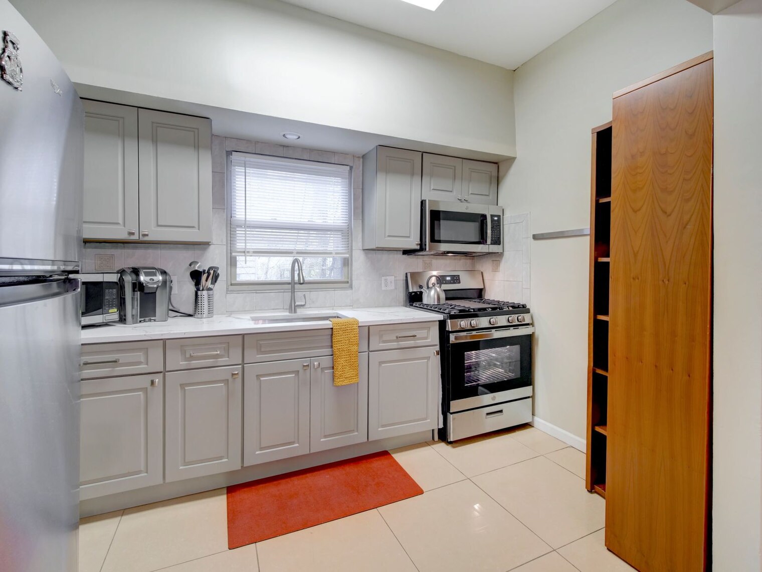 Building Photo - 24 Britton St