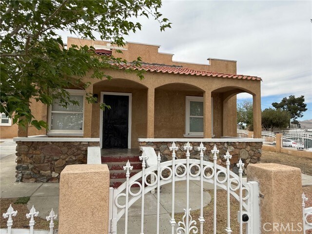 Building Photo - 15398 6th St