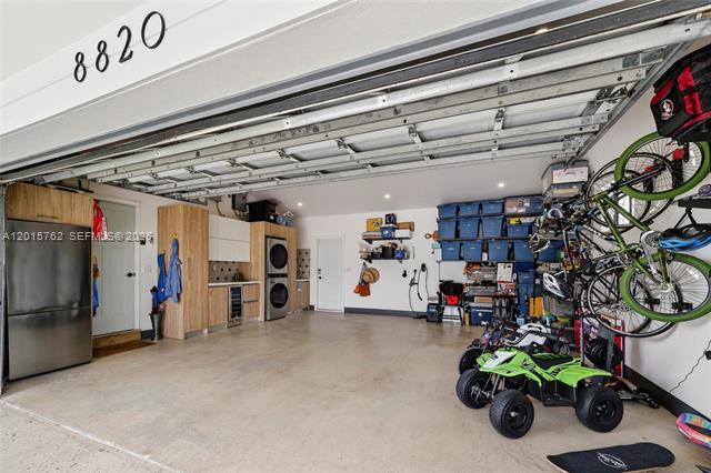 Building Photo - 8820 SW 85th Ter